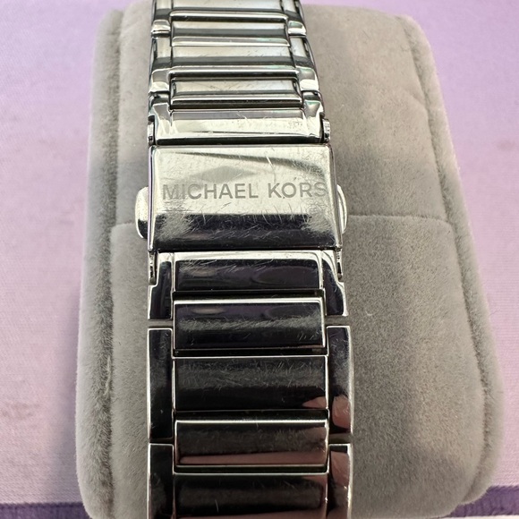 Micheal Kors women’s dress watch - Picture 2 of 2